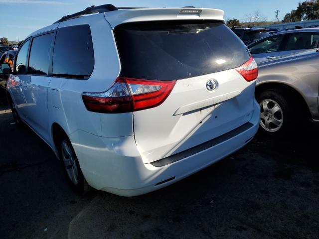 Obraz 2 z 2016 TOYOTA SIENNA LE 2016 z VIN 5TDKK3DC1GS722920