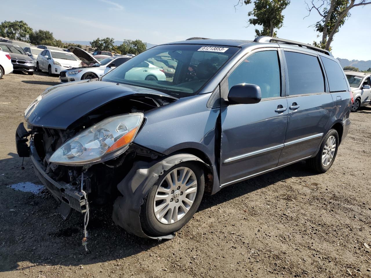 Obraz 2010 TOYOTA SIENNA XLE 2010