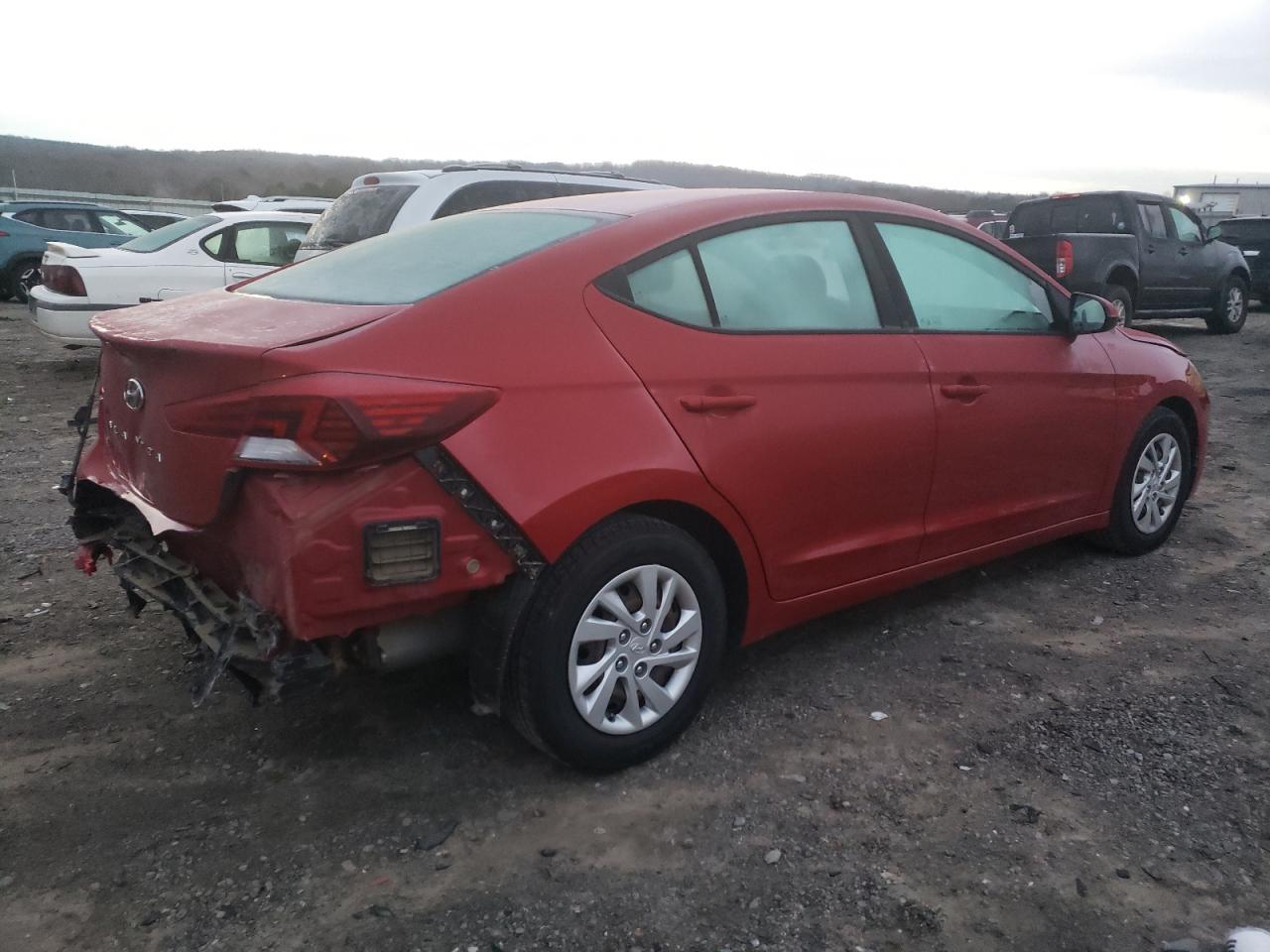 Image 3 of 2019 HYUNDAI ELANTRA SE 2019 with VIN 5NPD74LF7KH488261