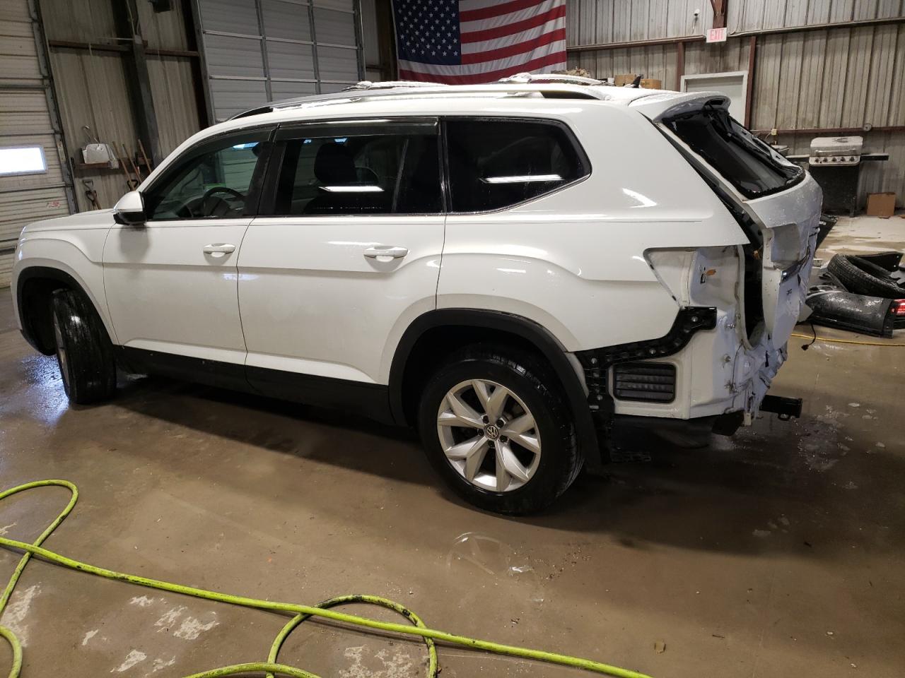 Obraz 2 z 2018 VOLKSWAGEN ATLAS SE 2018 z VIN 1V2CR2CA1JC562622