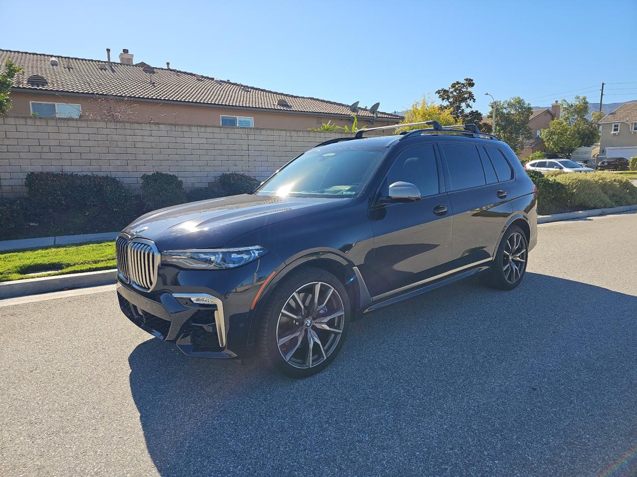 Изображение 2 2020 BMW X7 M50I 2020 с VIN 5UXCX6C06L9C49878