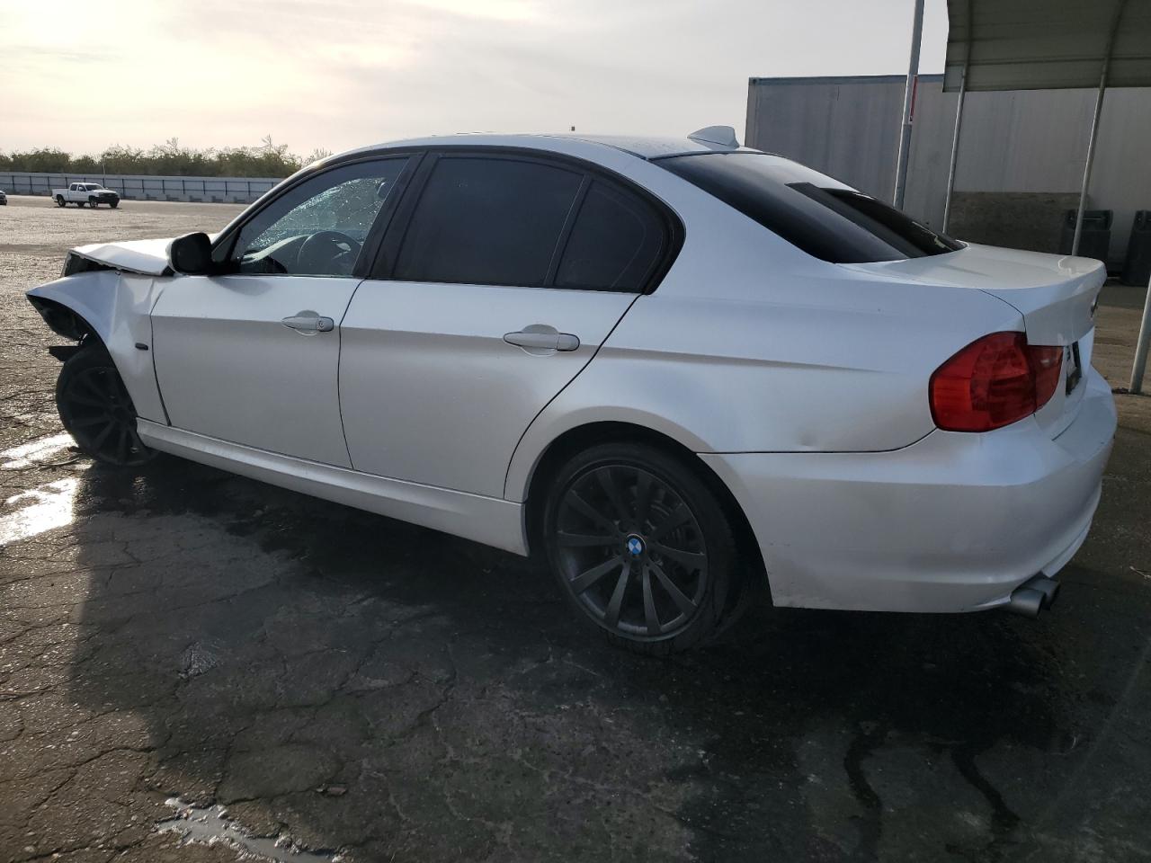 Image 2 of 2011 BMW 328 I SULEV 2011 with VIN WBAPH5C54BA446965