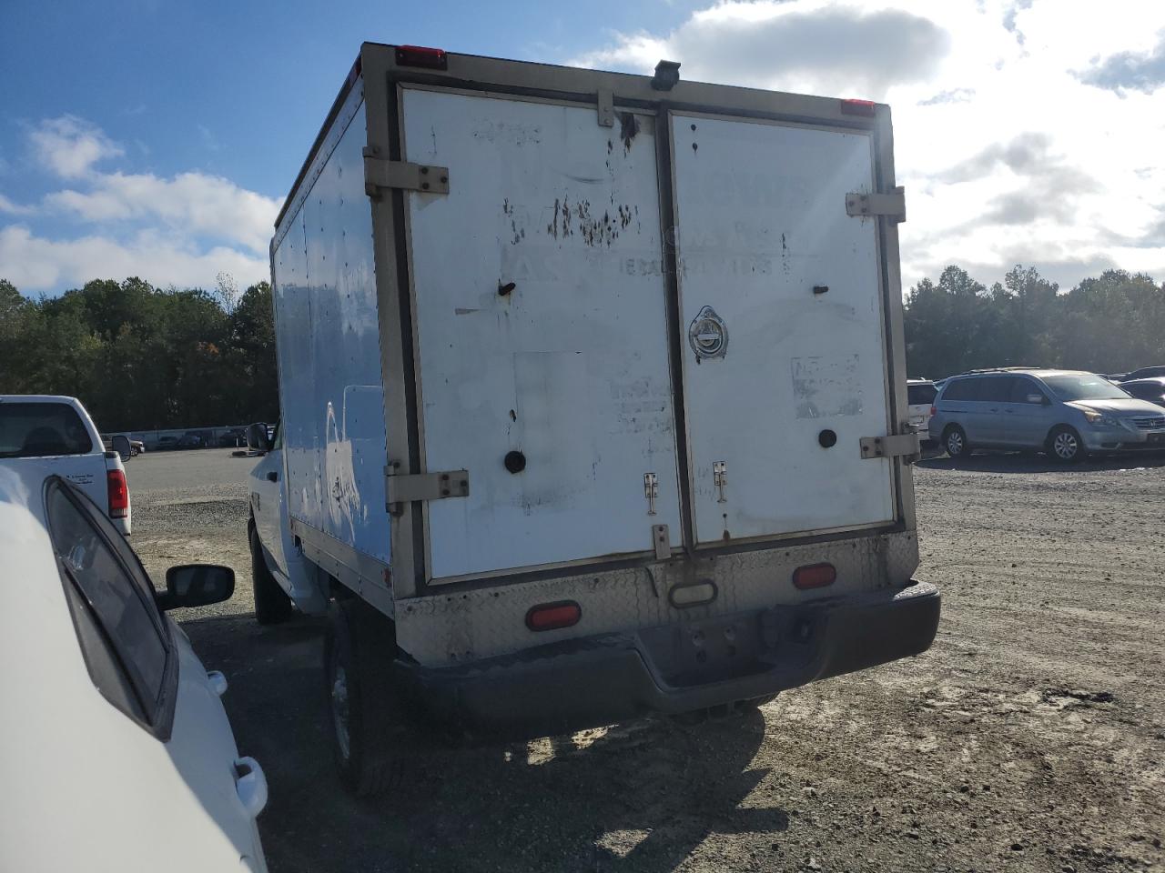 Image 2 of 2014 RAM 2500 ST 2014 with VIN 3C6MR4AL1EG328013