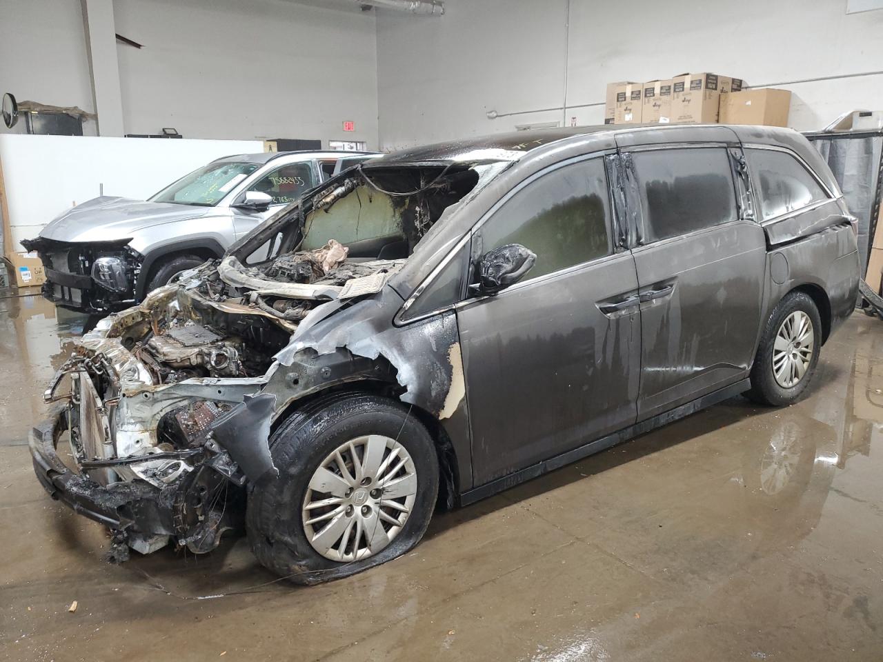 Изображение 1 2015 HONDA ODYSSEY LX 2015 с VIN 5FNRL5H21FB068741