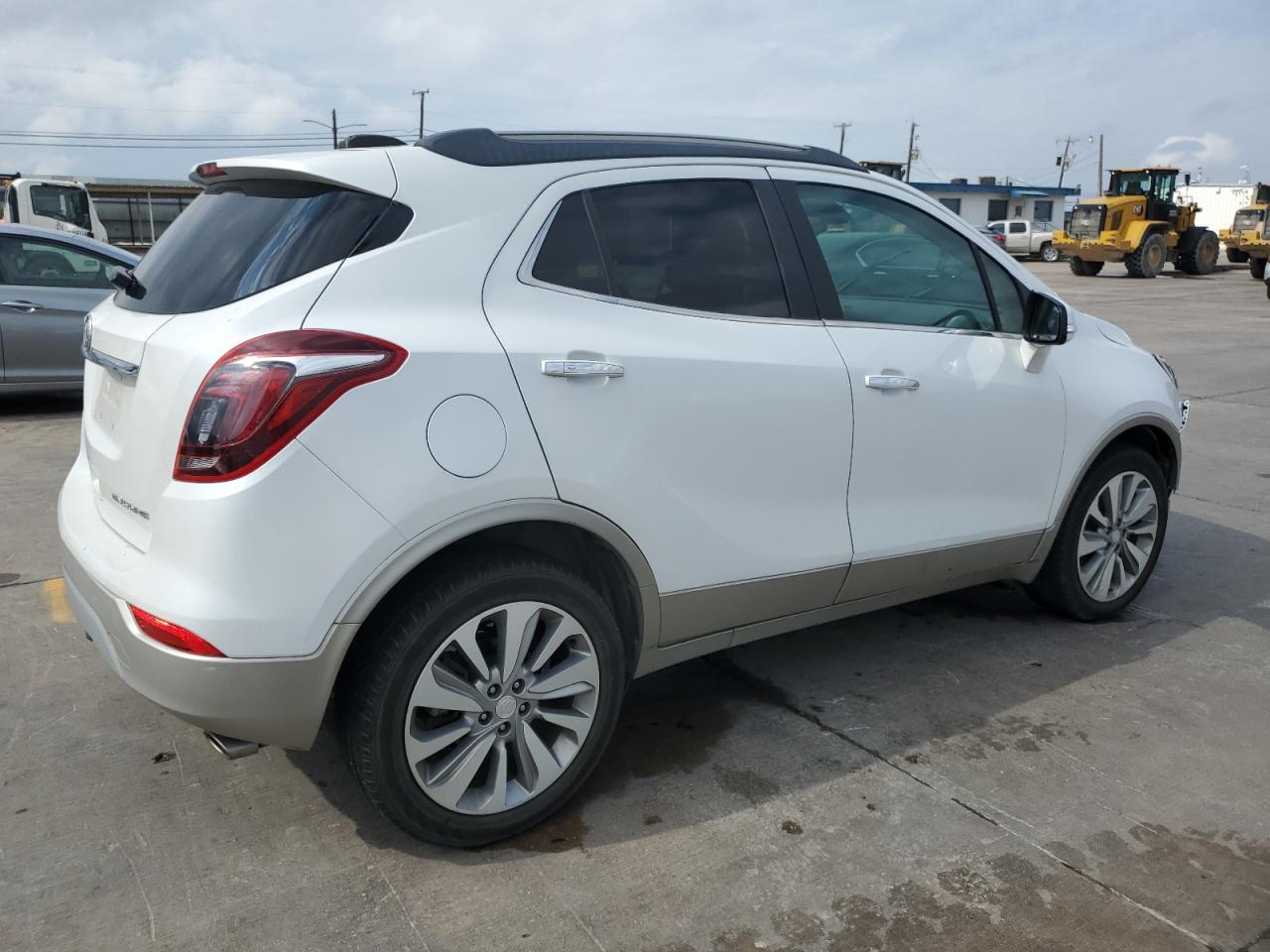 Image 3 of Buick Encore Preferred 2019 with VIN KL4CJASB8KB707072