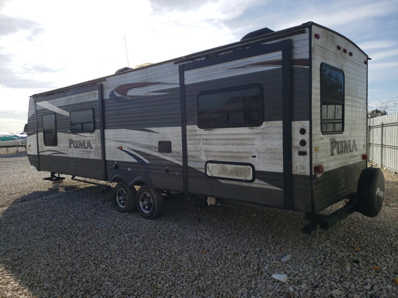 Image 3 of 2015 PALO PUMA 2015 with VIN 4X4TPUF24FP056025