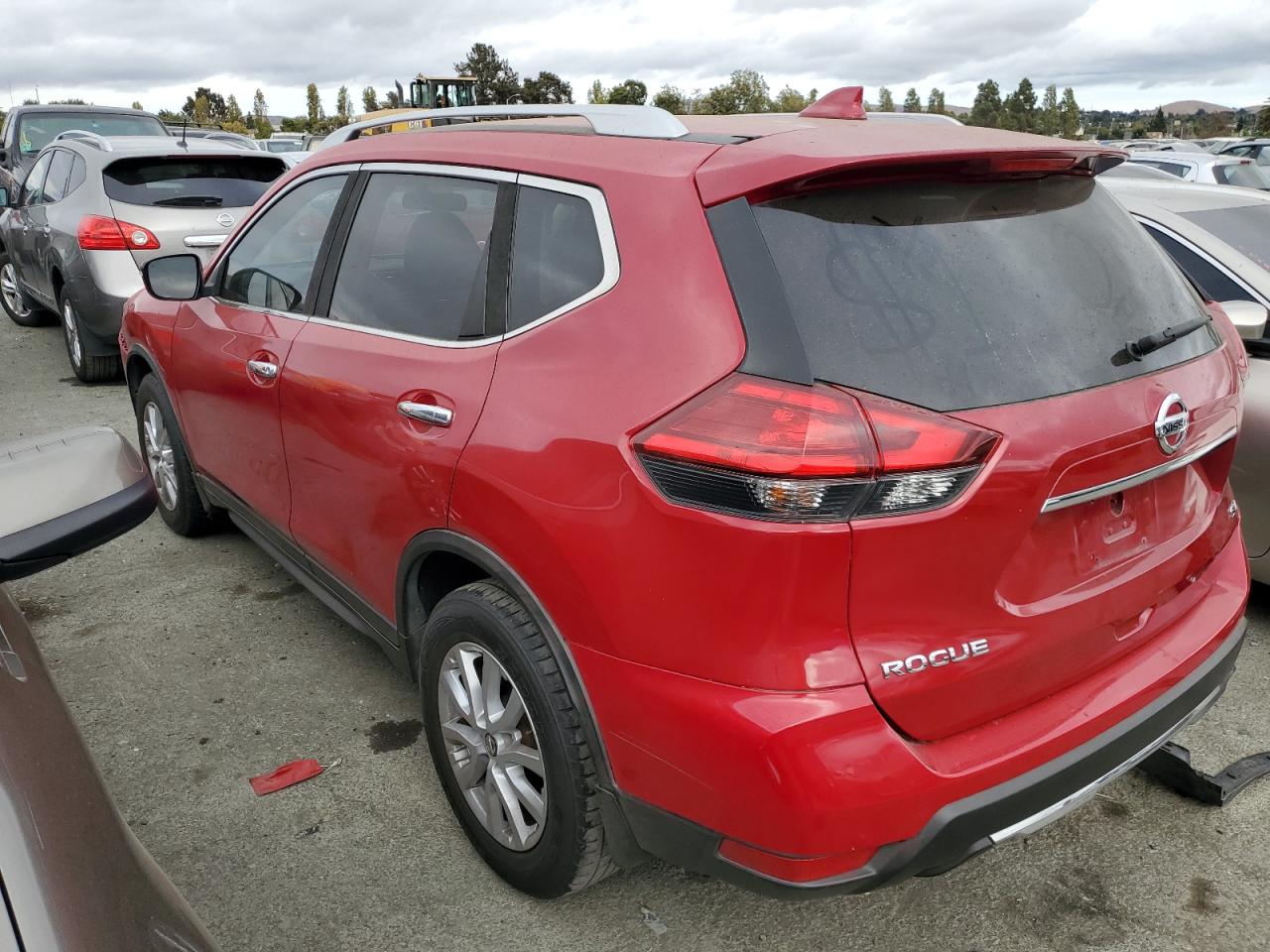 Изображение 2 2017 NISSAN ROGUE S 2017 с VIN JN8AT2MT4HW393381