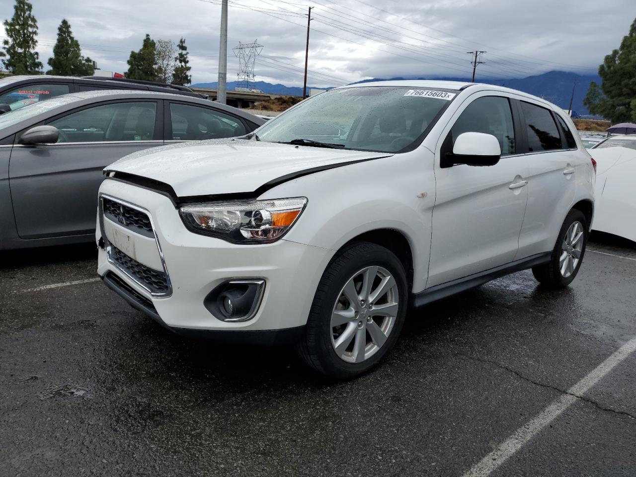 Изображение 2014 MITSUBISHI OUTLANDER SPORT SE 2014