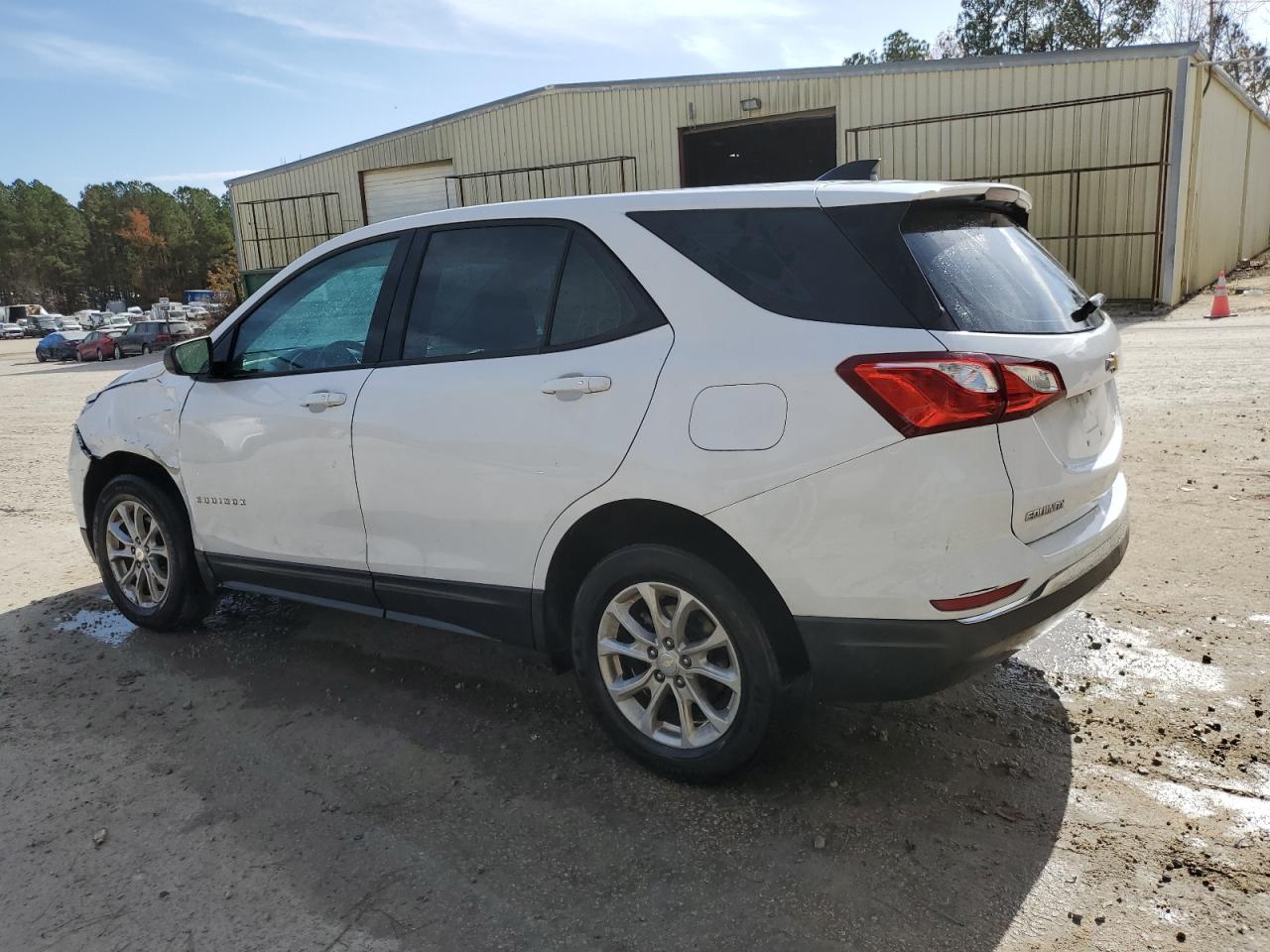 Изображение 2 2018 CHEVROLET EQUINOX LS 2018 с VIN 3GNAXREV9JL338503