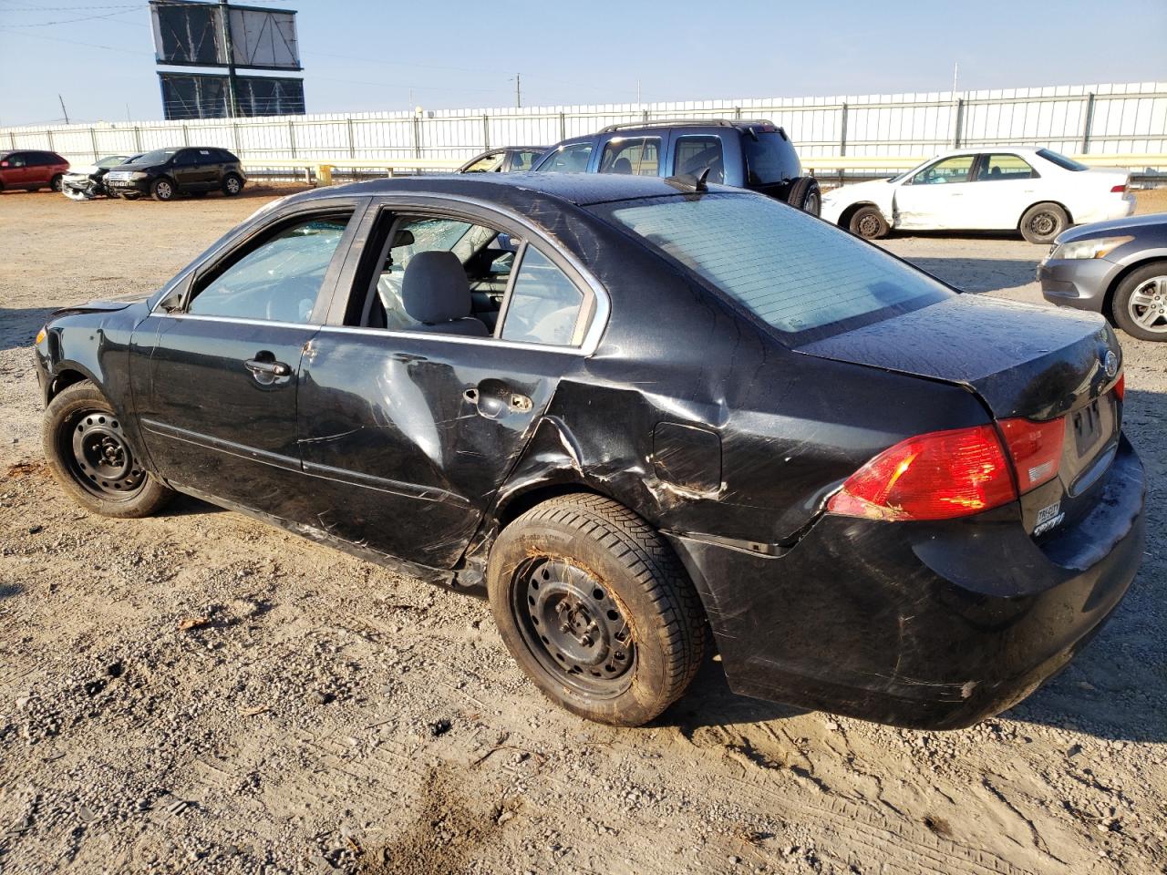 Image 2 of 2009 KIA OPTIMA LX 2009 with VIN KNAGE228495310194