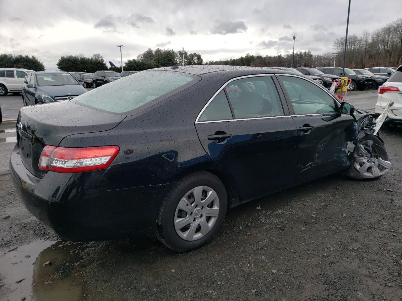 Image 3 of 2011 TOYOTA CAMRY BASE 2011 with VIN 4T1BF3EK4BU771359