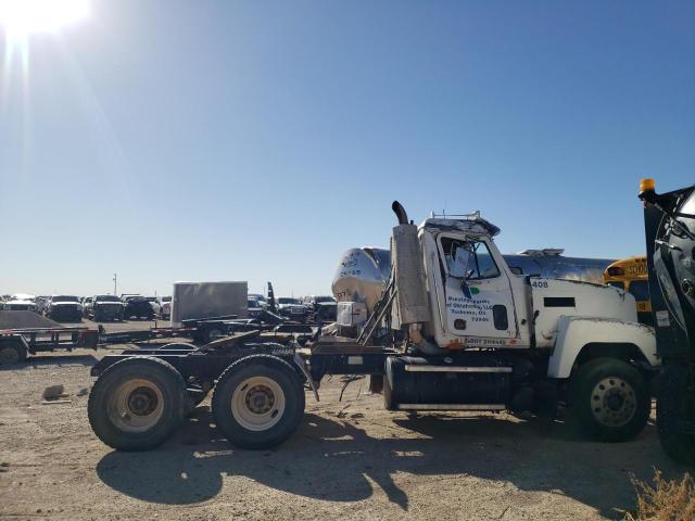 Obraz 1 z 2001 MACK 600 CH600 2001 z VIN 1M1AA18Y91W141861