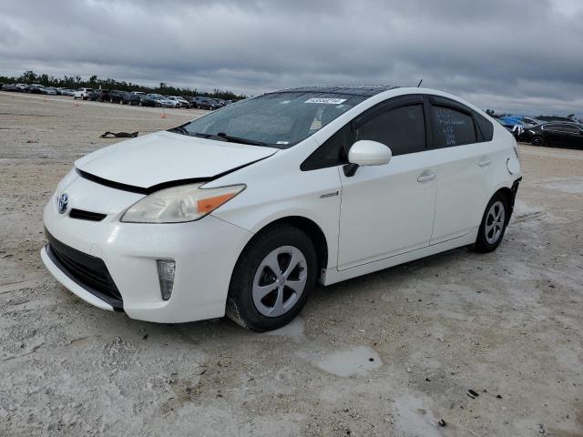 Image 1 of 2014 TOYOTA PRIUS  2014 with VIN JTDKN3DU3E1739096