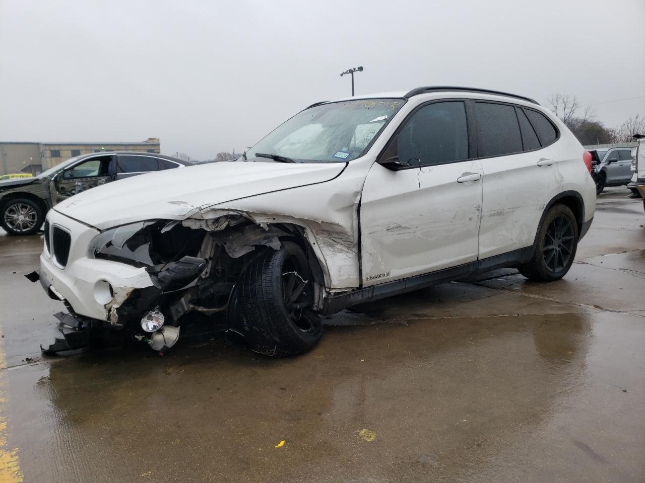 Obraz 1 z 2014 BMW X1 SDRIVE28I 2014 z VIN WBAVM1C5XEVW55572