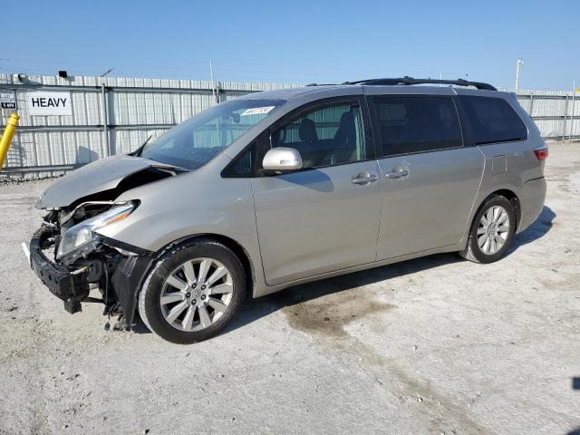 2015 TOYOTA SIENNA XLE 2015 image