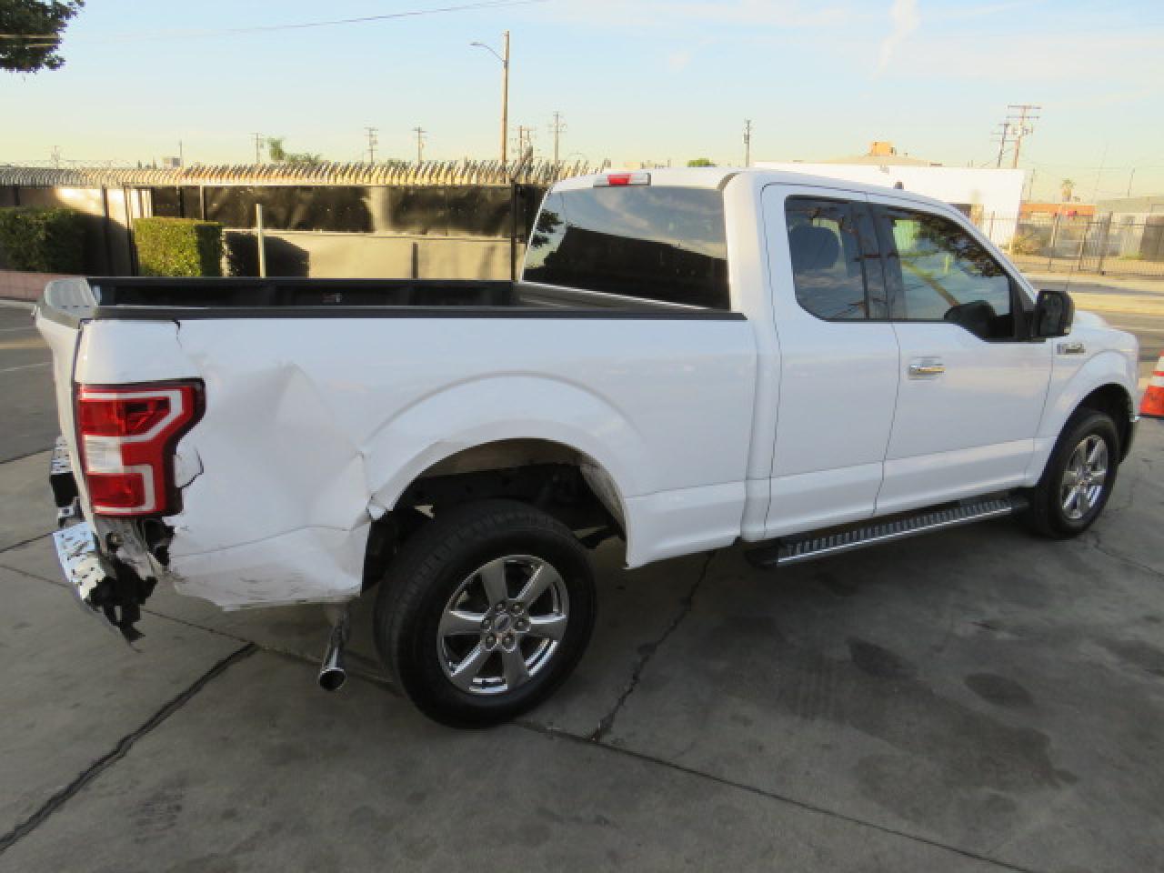 Image 3 of 2019 FORD F150 SUPER CAB 2019 with VIN 1FTEX1C57KKC51362