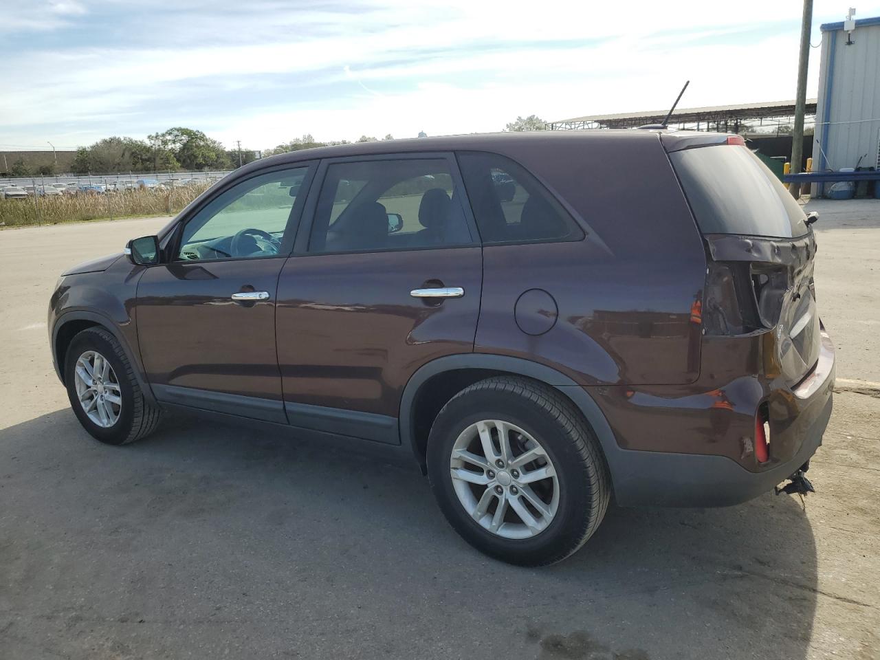 Изображение 2 2014 KIA SORENTO LX 2014 с VIN 5XYKT3A62EG549513