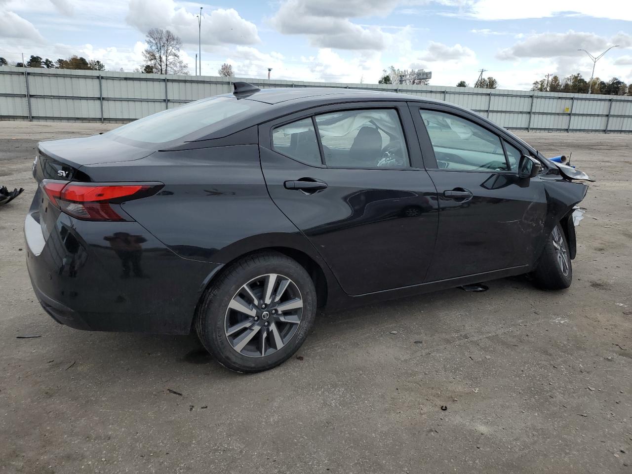 Obraz 3 z 2021 NISSAN VERSA SV 2021 z VIN 3N1CN8EV5ML869917