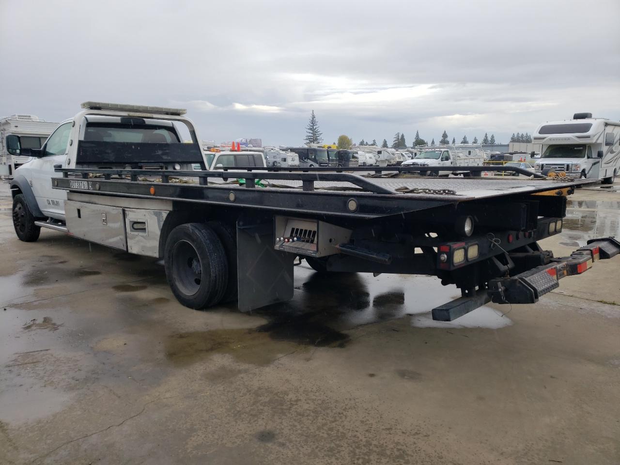 Image 2 of 2013 RAM 5500  2013 with VIN 3C7WRMDL5DG595878