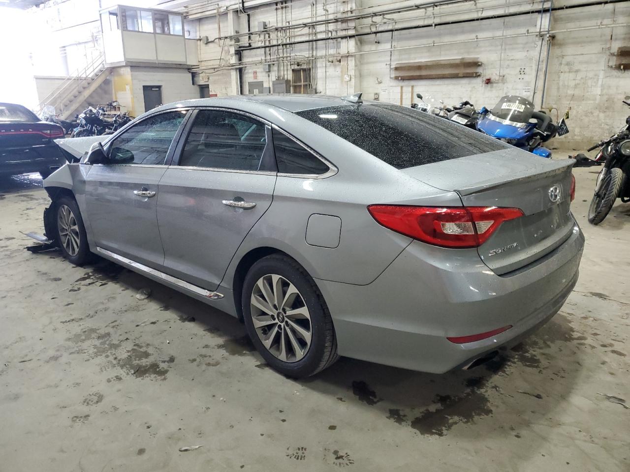 Image 2 of 2016 HYUNDAI SONATA SPORT 2016 with VIN 5NPE34AF9GH269764