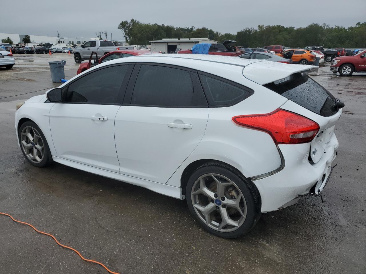Image 2 of 2015 FORD FOCUS ST 2015 with VIN 1FADP3L91FL258601