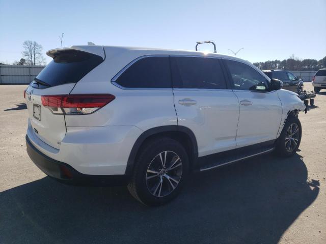 Image 3 of 2019 TOYOTA HIGHLANDER LE 2019 with VIN 5TDZZRFH1KS350431