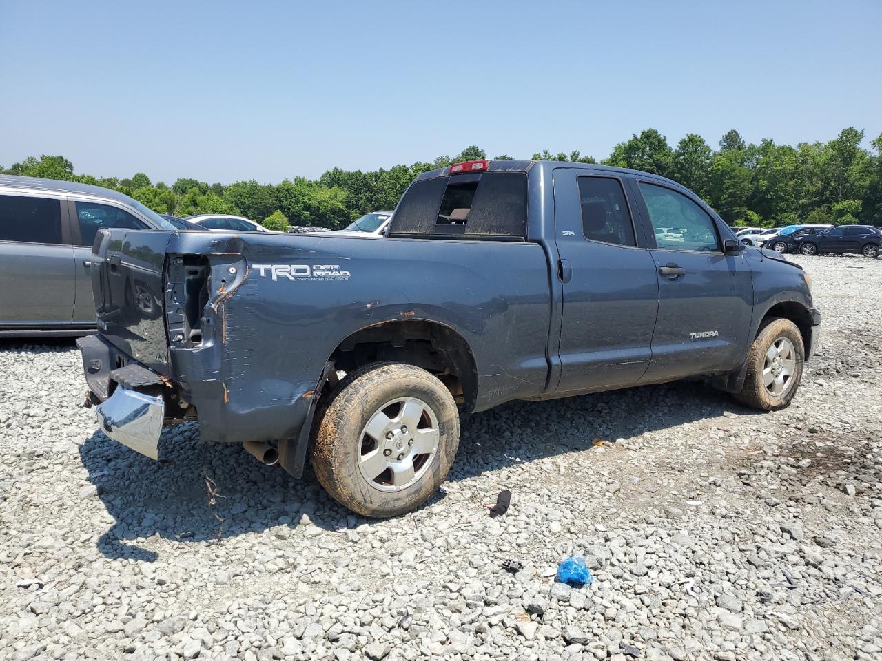 Obraz 3 z 2010 TOYOTA TUNDRA DOUBLE CAB SR5 2010 z VIN 5TFUM5F14AX011210