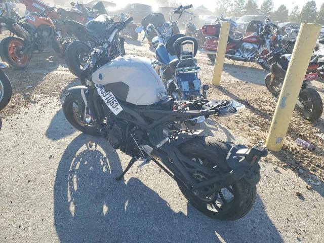 Obraz 3 z 2020 YAMAHA MT09  2020 z VIN JYARN53E2LA007782