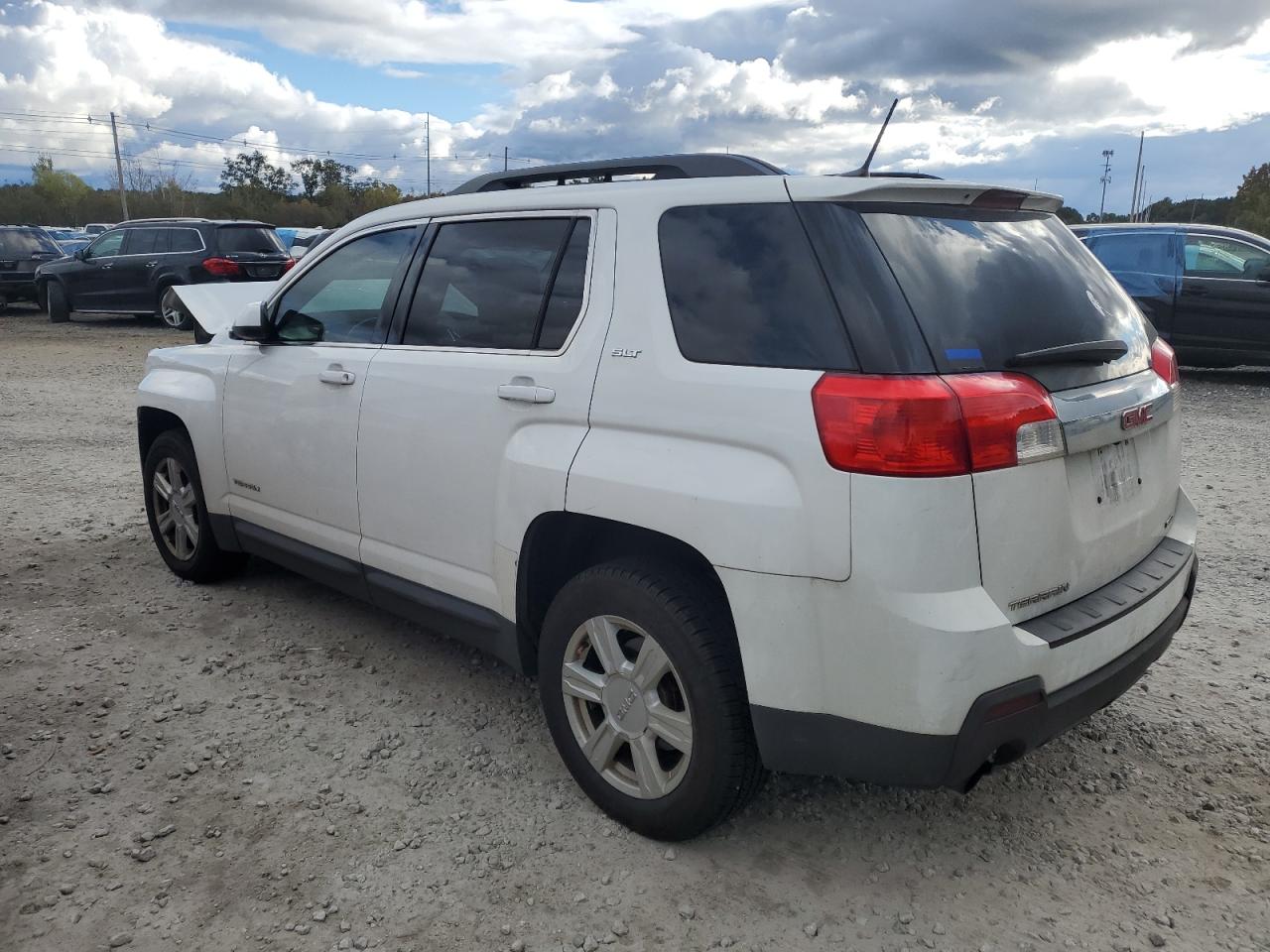 Image 2 of 2014 GMC TERRAIN SLT 2014 with VIN 2GKFLXE35E6303355