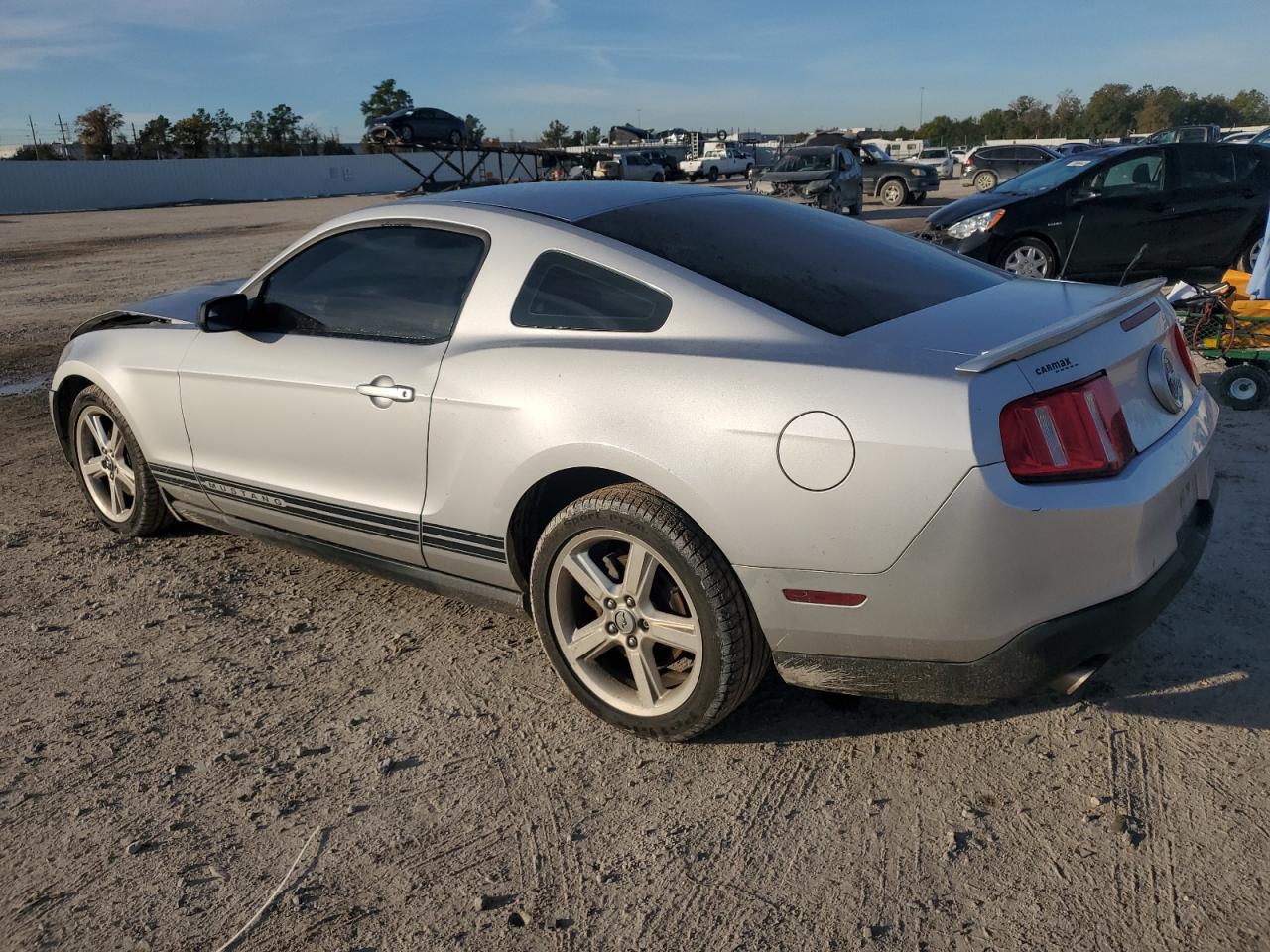 Image 2 of 2012 FORD MUSTANG  2012 with VIN 1ZVBP8AM8C5285667