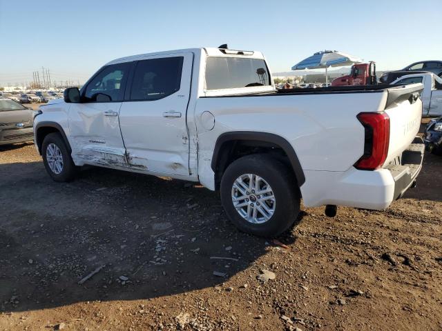 Изображение 2 2022 TOYOTA TUNDRA CREWMAX SR 2022 с VIN 5TFLA5AB2NX002404