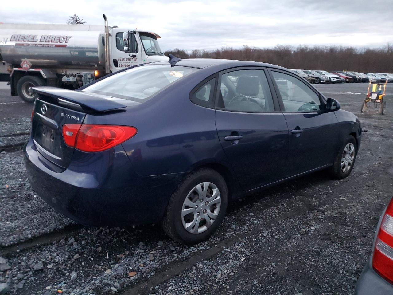 Image 3 of 2010 HYUNDAI ELANTRA BLUE 2010 with VIN KMHDU4AD5AU072042