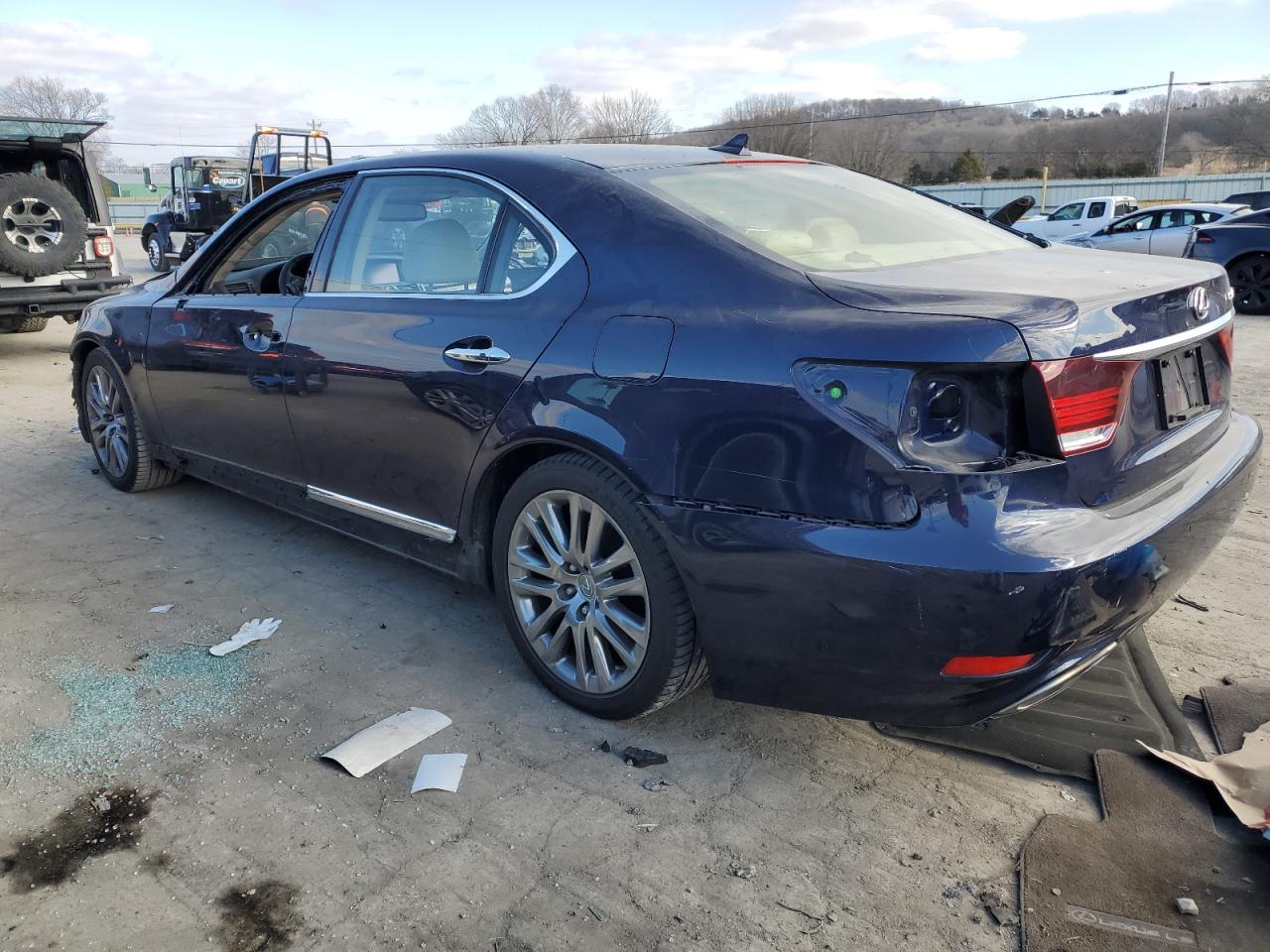 Image 2 of 2013 LEXUS LS 460L 2013 with VIN JTHGL1EF1D5048820