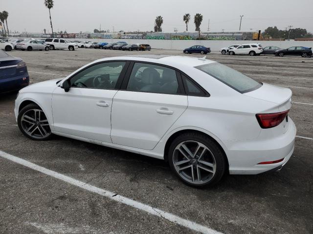 Изображение 2 2018 AUDI A3 PREMIUM 2018 с VIN WAUAUGFF8J1092397