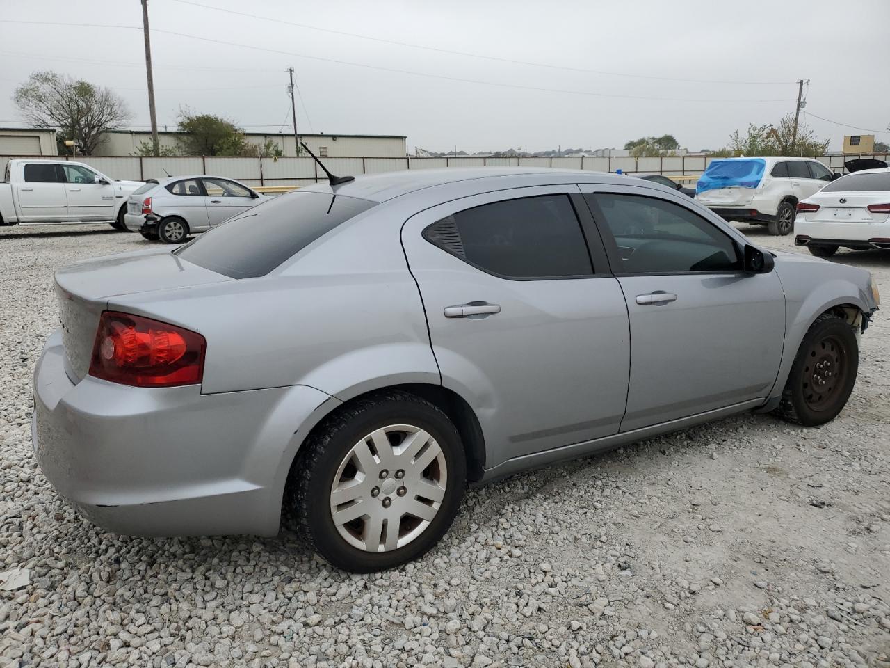 Image 3 of 2013 DODGE AVENGER SE 2013 with VIN 1C3CDZAB4DN547811