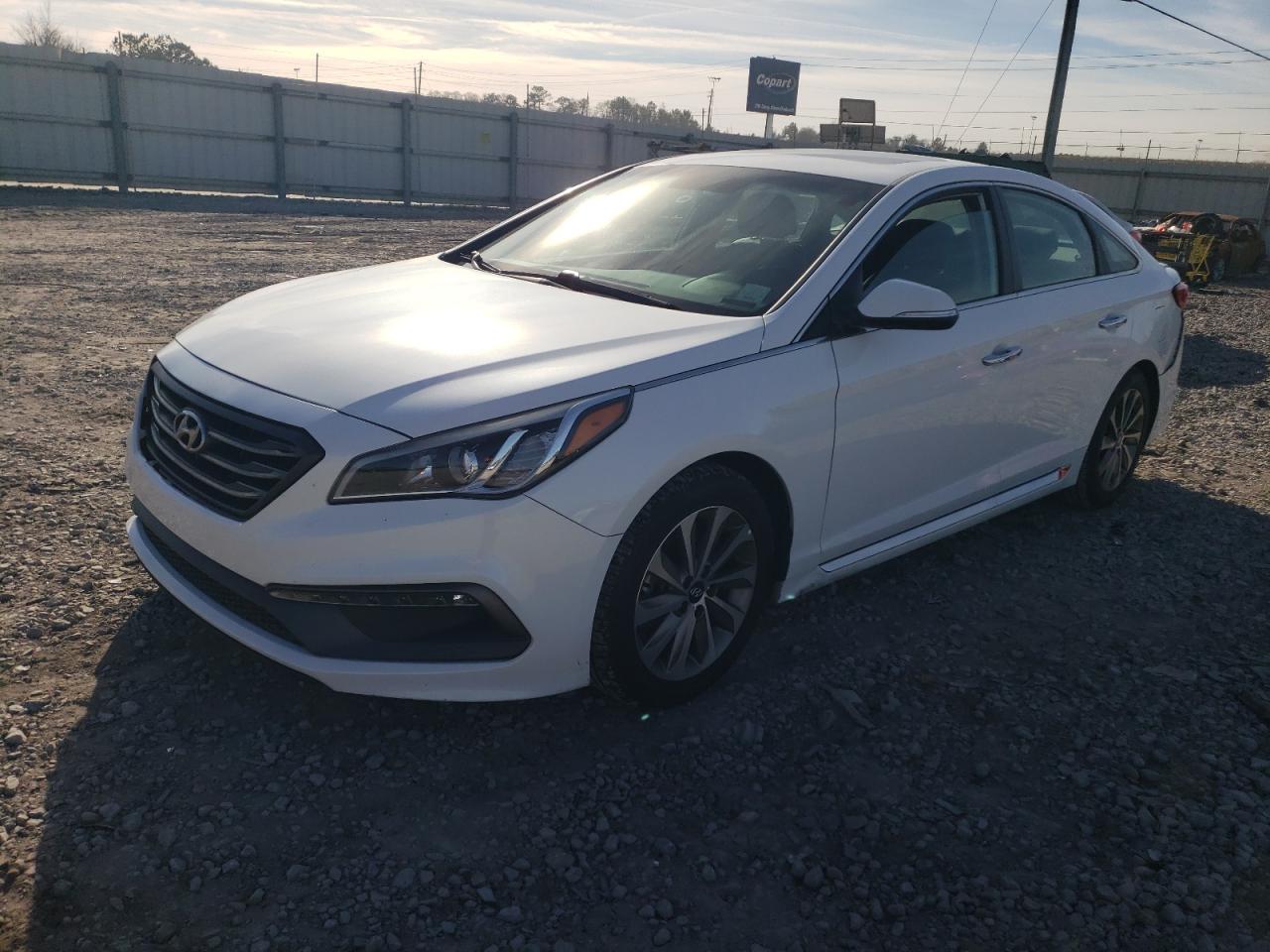 Изображение 1 2016 HYUNDAI SONATA SPORT 2016 с VIN 5NPE34AF1GH424677