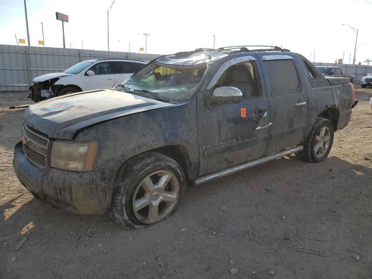 Image 1 of 2007 CHEVROLET AVALANCHE K1500 2007 with VIN 3GNFK12327G273682