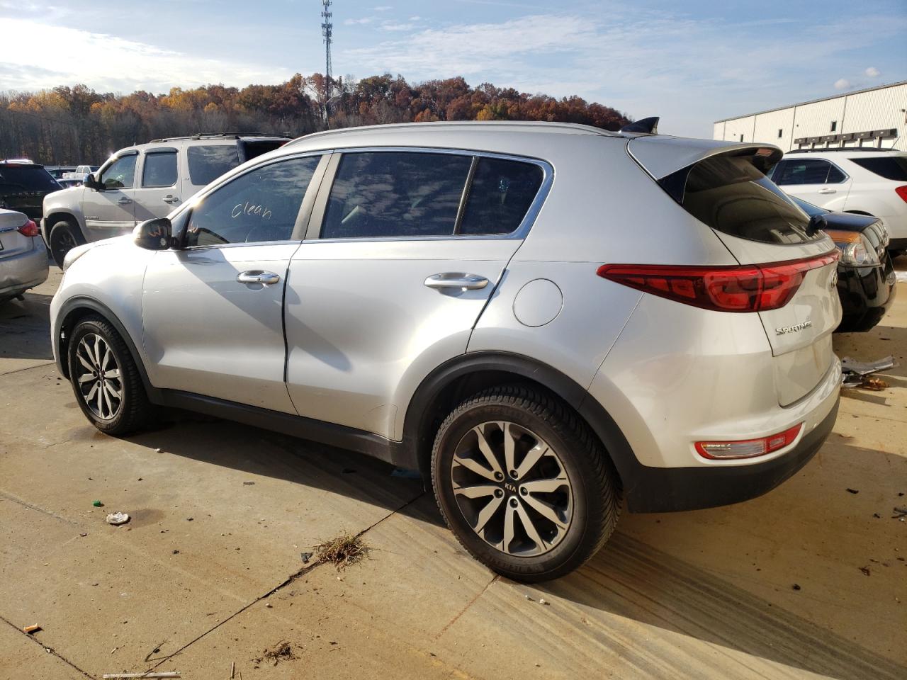 Image 2 of 2017 KIA SPORTAGE EX 2017 with VIN KNDPN3AC8H7073551