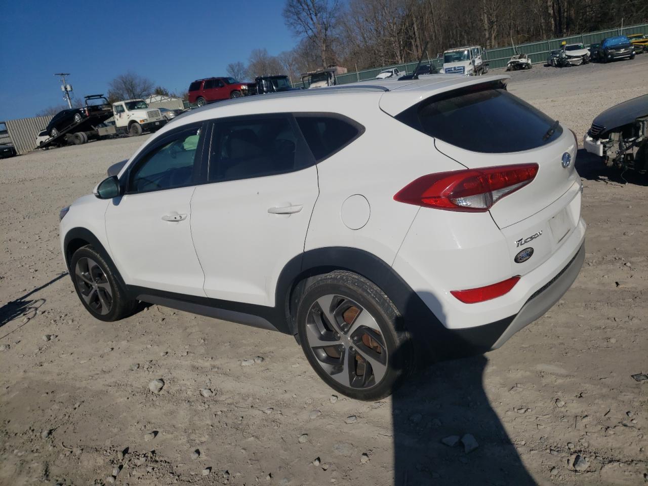 Image 2 of 2017 HYUNDAI TUCSON LIMITED 2017 with VIN KM8J3CA22HU285734