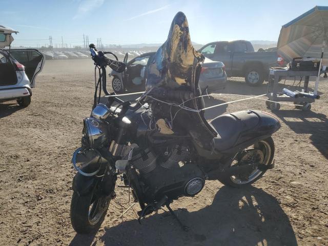 Obraz 2 z 2010 VICTORY MOTORCYCLES HAMMER 8-BALL 2010 z VIN 5VPBB26D2A3001354