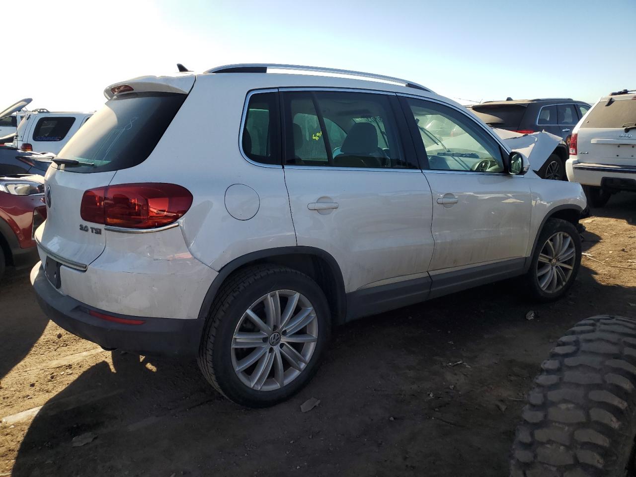 Image 3 of 2012 VOLKSWAGEN TIGUAN S 2012 with VIN WVGAV7AX9CW525081