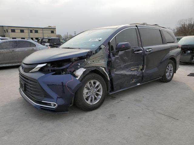 Image 1 of 2022 TOYOTA SIENNA XLE 2022 with VIN 5TDJRKECXNS087855