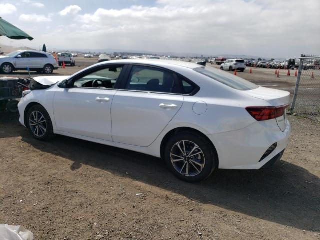 Изображение 2 2023 KIA FORTE LX 2023 с VIN 3KPF24AD6PE558787