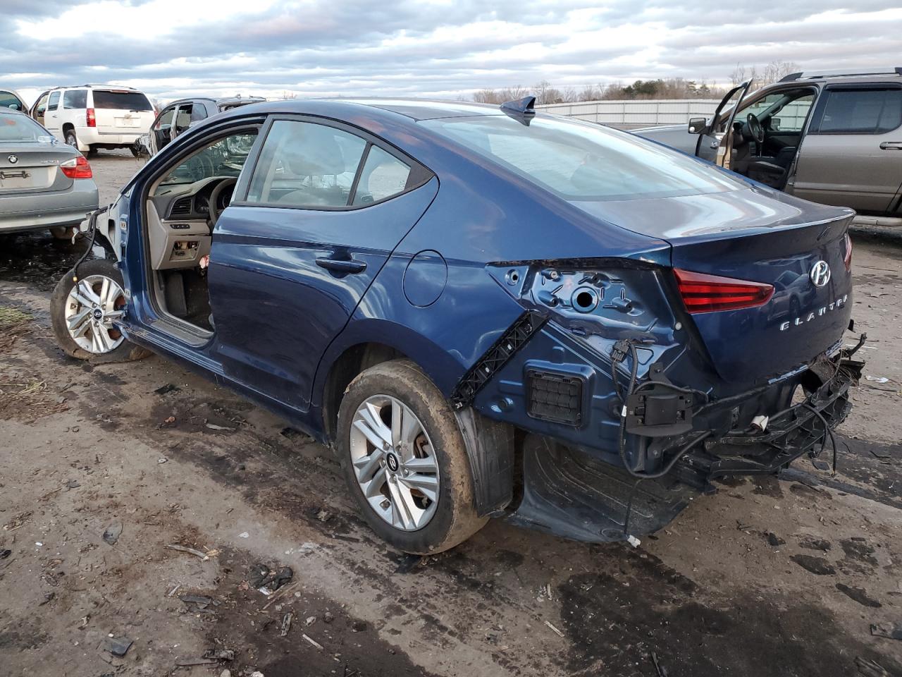 Image 2 of 2020 HYUNDAI ELANTRA SEL 2020 with VIN 5NPD84LF1LH630845