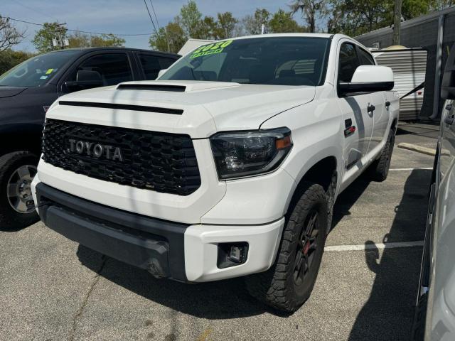 Obraz 2 z 2020 TOYOTA TUNDRA CREWMAX SR5 2020 z VIN 5TFDY5F19LX906666