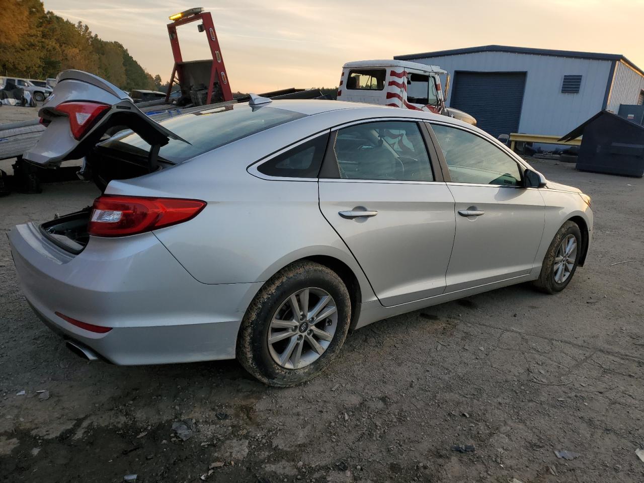 Obraz 3 z 2015 HYUNDAI SONATA SE 2015 z VIN 5NPE24AF9FH065029