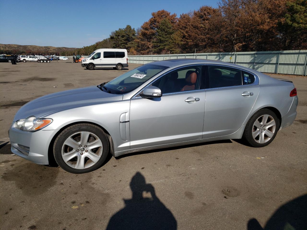 Image 1 of 2009 JAGUAR XF PREMIUM LUXURY 2009 with VIN SAJWA06B99HR41835