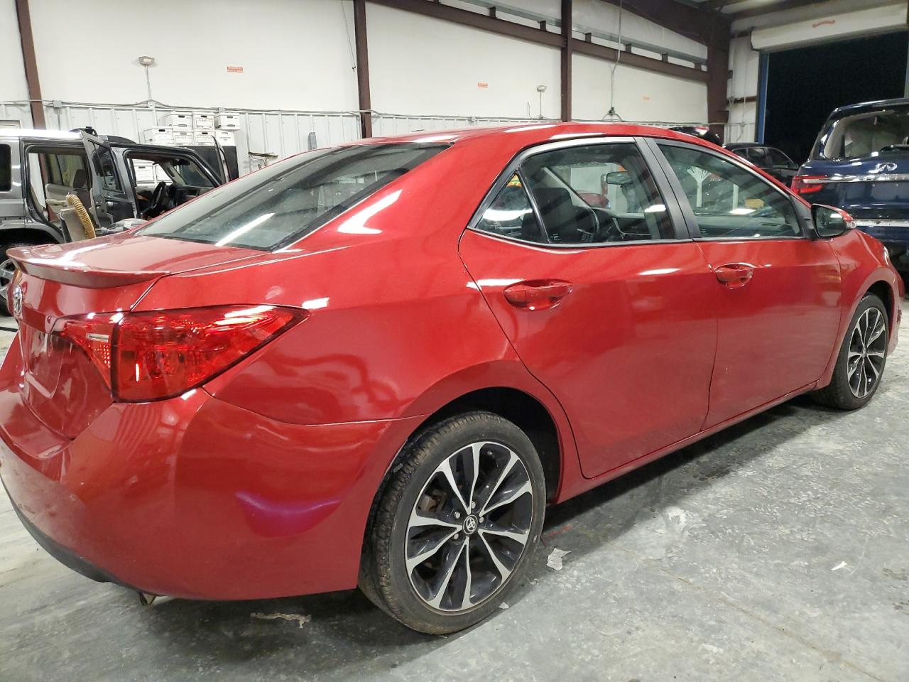 Image 3 of 2018 TOYOTA COROLLA L 2018 with VIN 2T1BURHE5JC023105