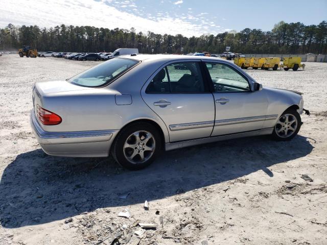 Obraz 3 z 2000 MERCEDES-BENZ E 320 2000 z VIN WDBJF65J7YA973257