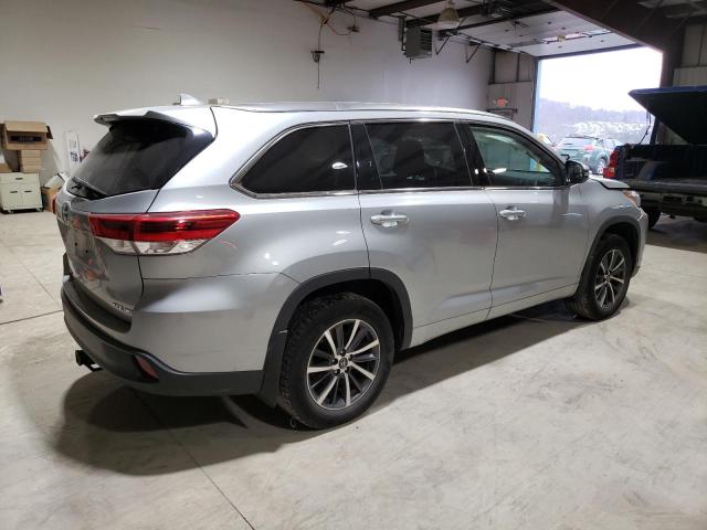 Изображение 3 2018 TOYOTA HIGHLANDER SE 2018 с VIN 5TDJZRFH3JS535379